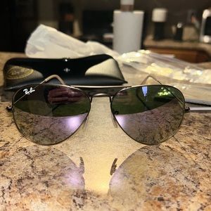 Brand New Ray Bans RB3025 never used